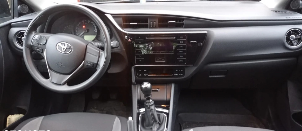 Toyota Auris cena 40500 przebieg: 141000, rok produkcji 2016 z Węgorzyno małe 79